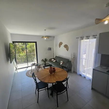 For 4 People In Saint-florent